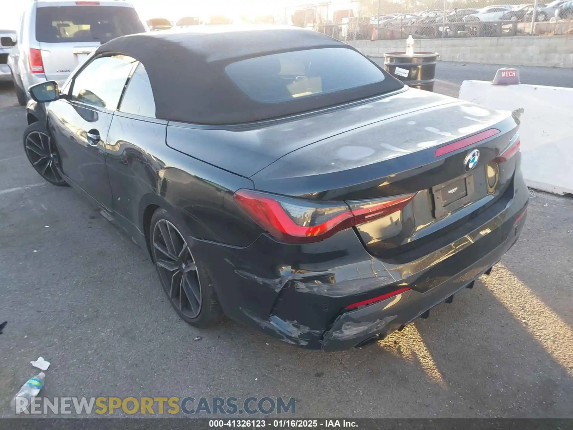 3 Photograph of a damaged car WBA23AT02PCL61138 BMW 430I 2023