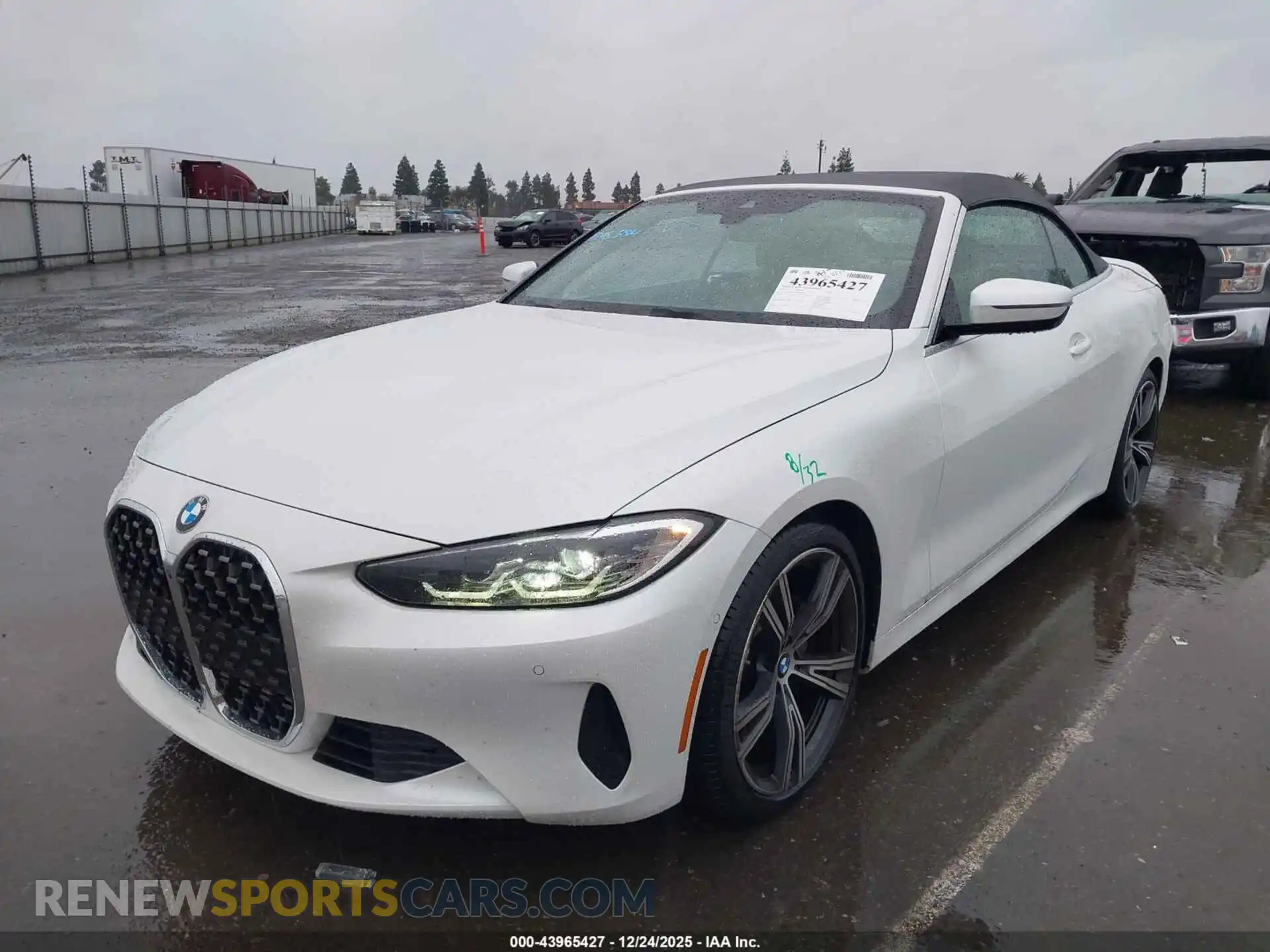 2 fotografías del automóvil dañado WBA23AT06PCM60870 BMW 430I 2023