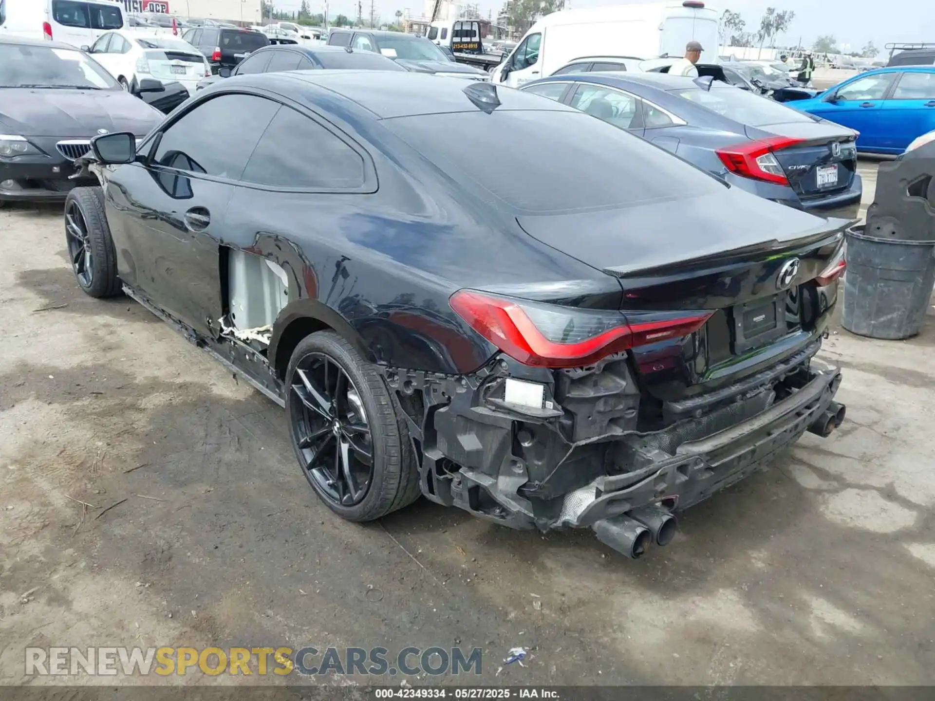 3 Photograph of a damaged car WBA53AP08PCM96423 BMW 430I 2023