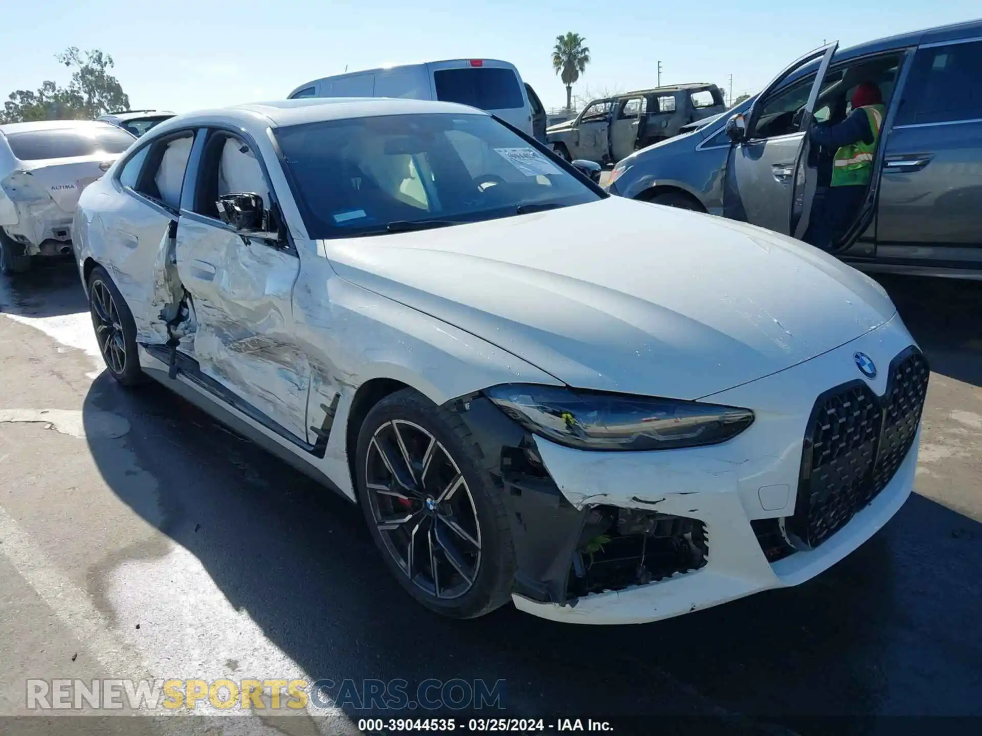 1 Photograph of a damaged car WBA63AV04PFP14024 BMW 430I 2023