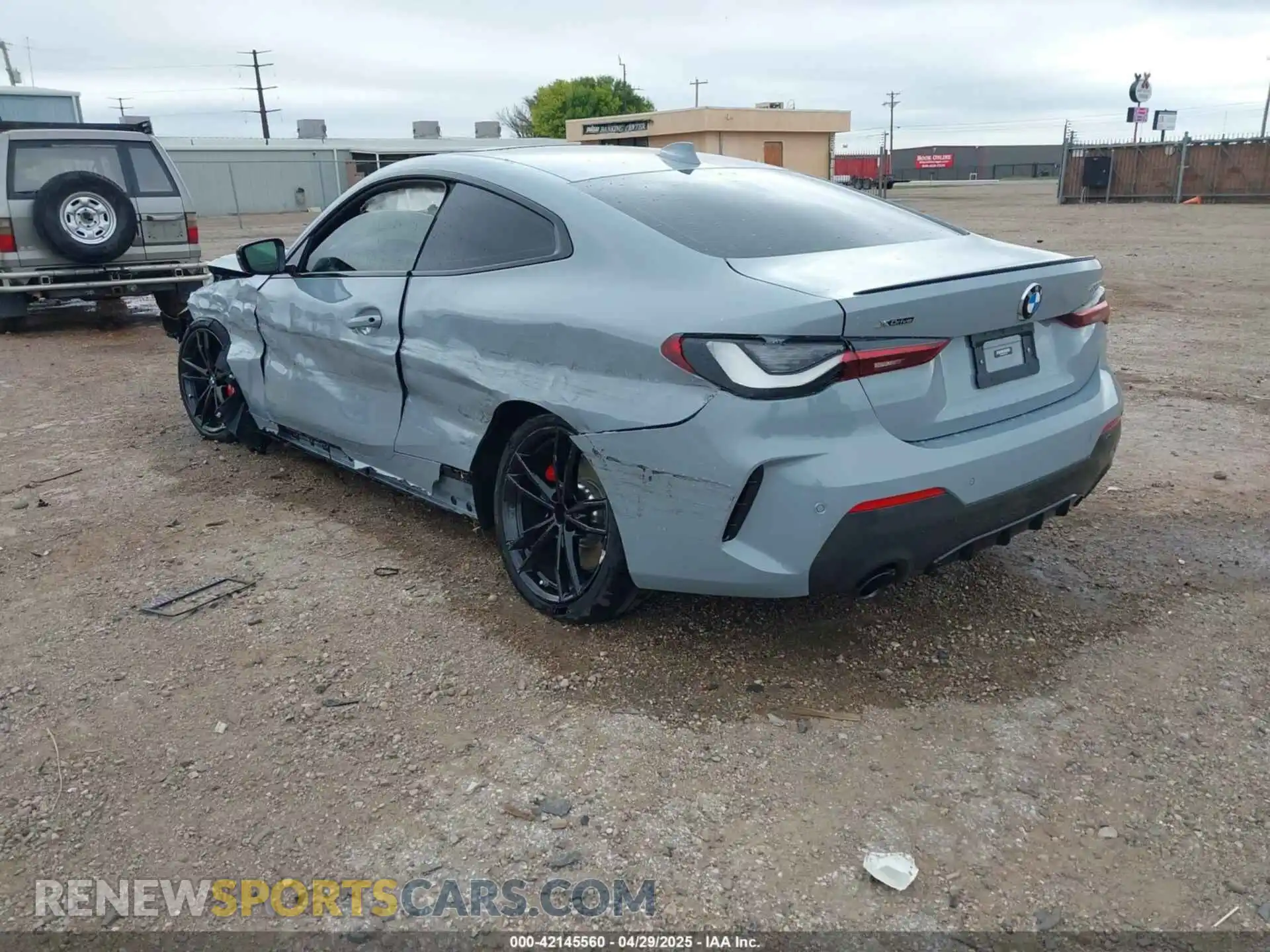 3 Photograph of a damaged car WBA73AP0XPCL78110 BMW 430I 2023