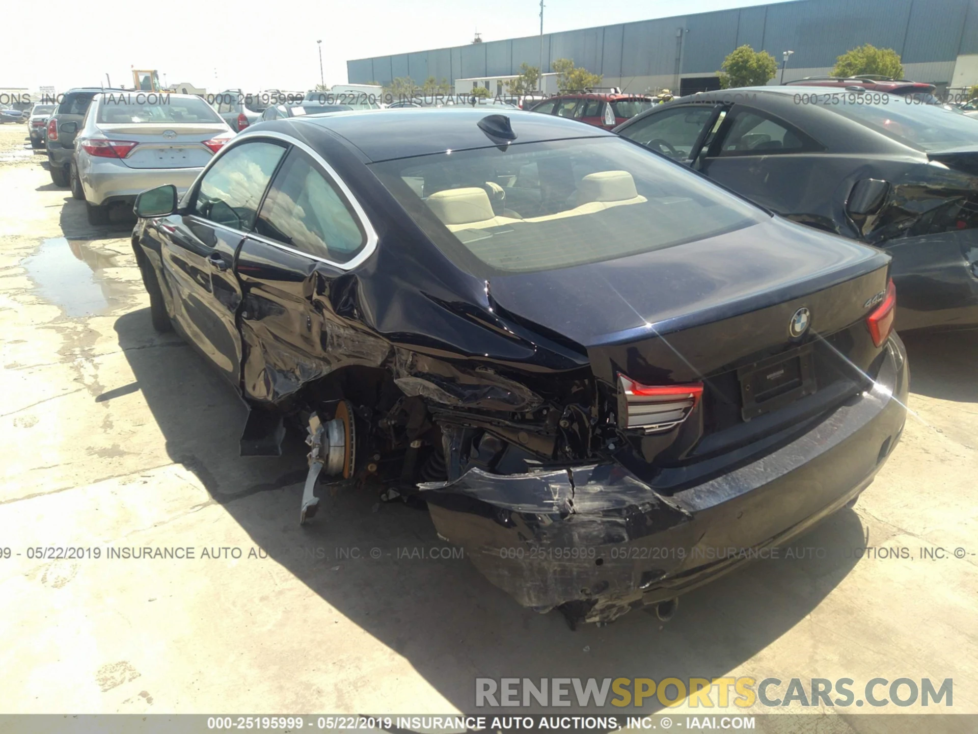 3 Photograph of a damaged car WBA4W7C51KAG52333 BMW 440I 2019
