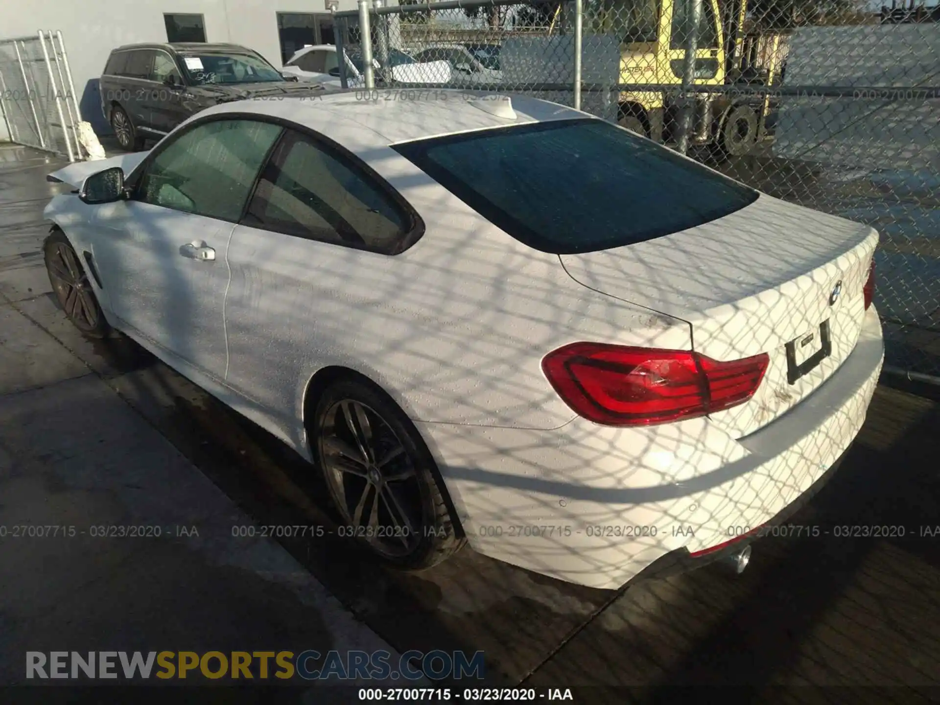 3 fotografías del automóvil dañado WBA4W7C52KAG52504 BMW 440I 2019