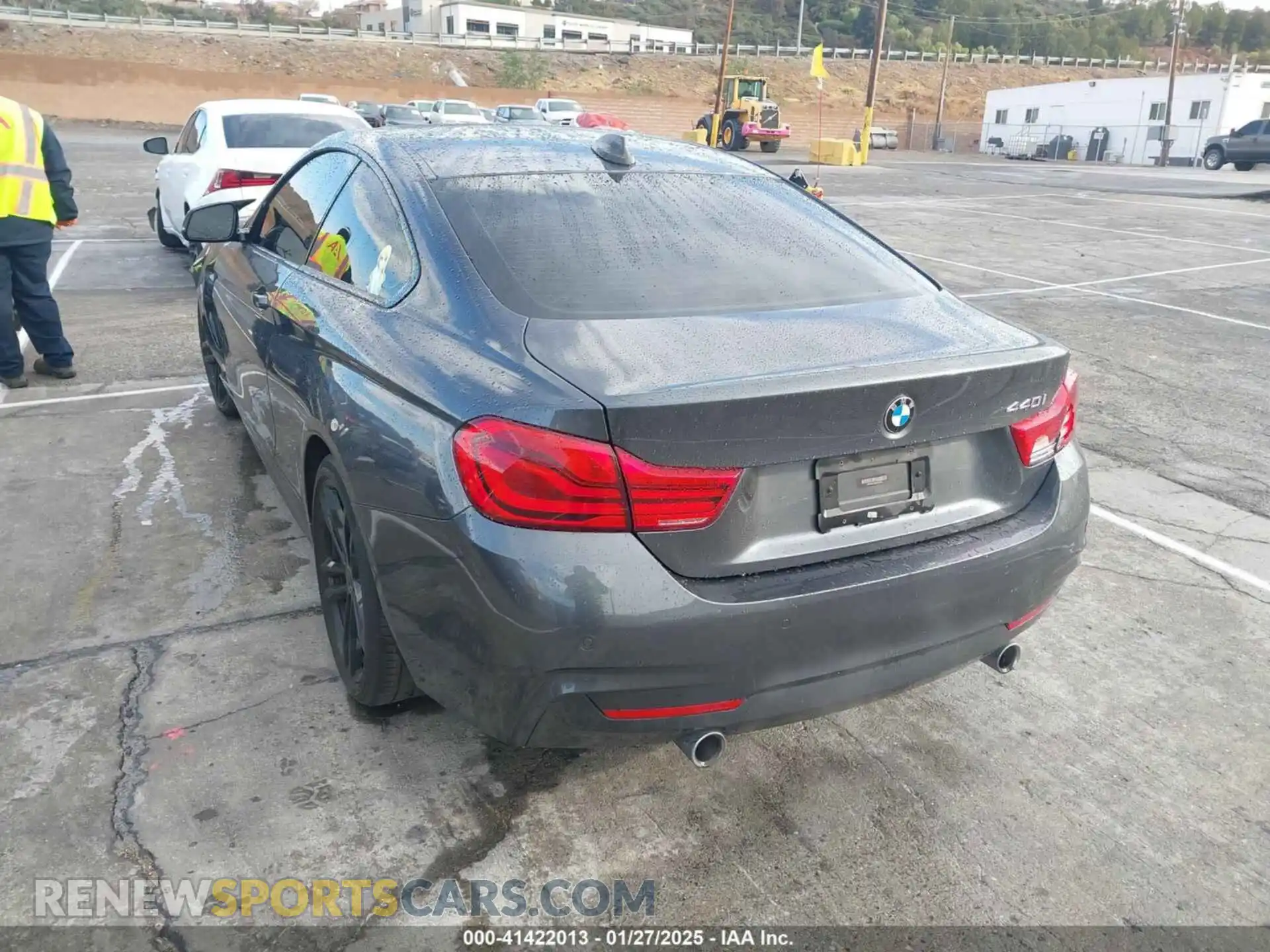 3 fotografías del automóvil dañado WBA4W7C59KAG52225 BMW 440I 2019