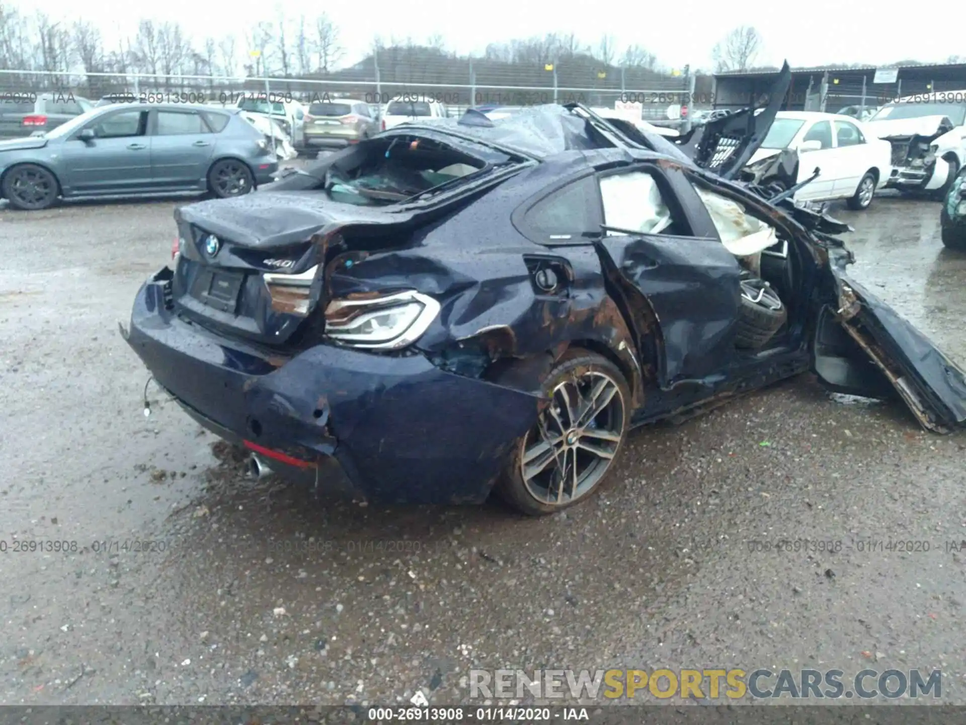4 Photograph of a damaged car WBA4J7C51KBM74669 BMW 440XI 2019