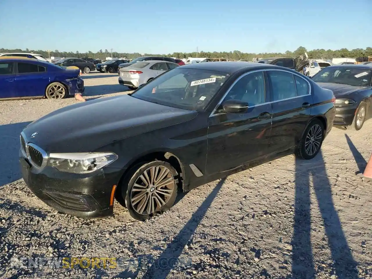 1 Photograph of a damaged car WBAJA5C50KBX87977 BMW 5 SERIES 2019