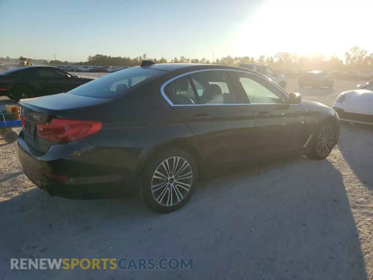 3 Photograph of a damaged car WBAJA5C50KBX87977 BMW 5 SERIES 2019