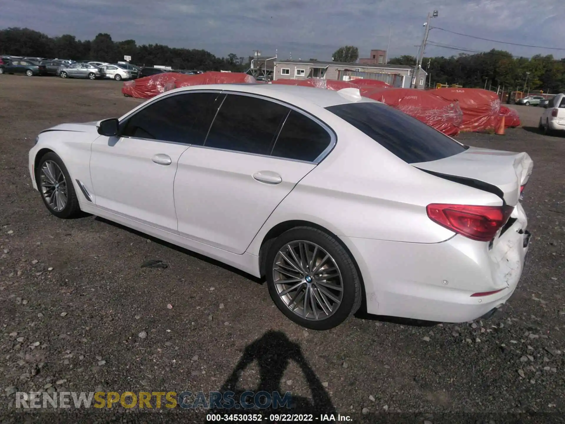 3 fotografías del automóvil dañado WBAJA5C51KWW37773 BMW 5 SERIES 2019