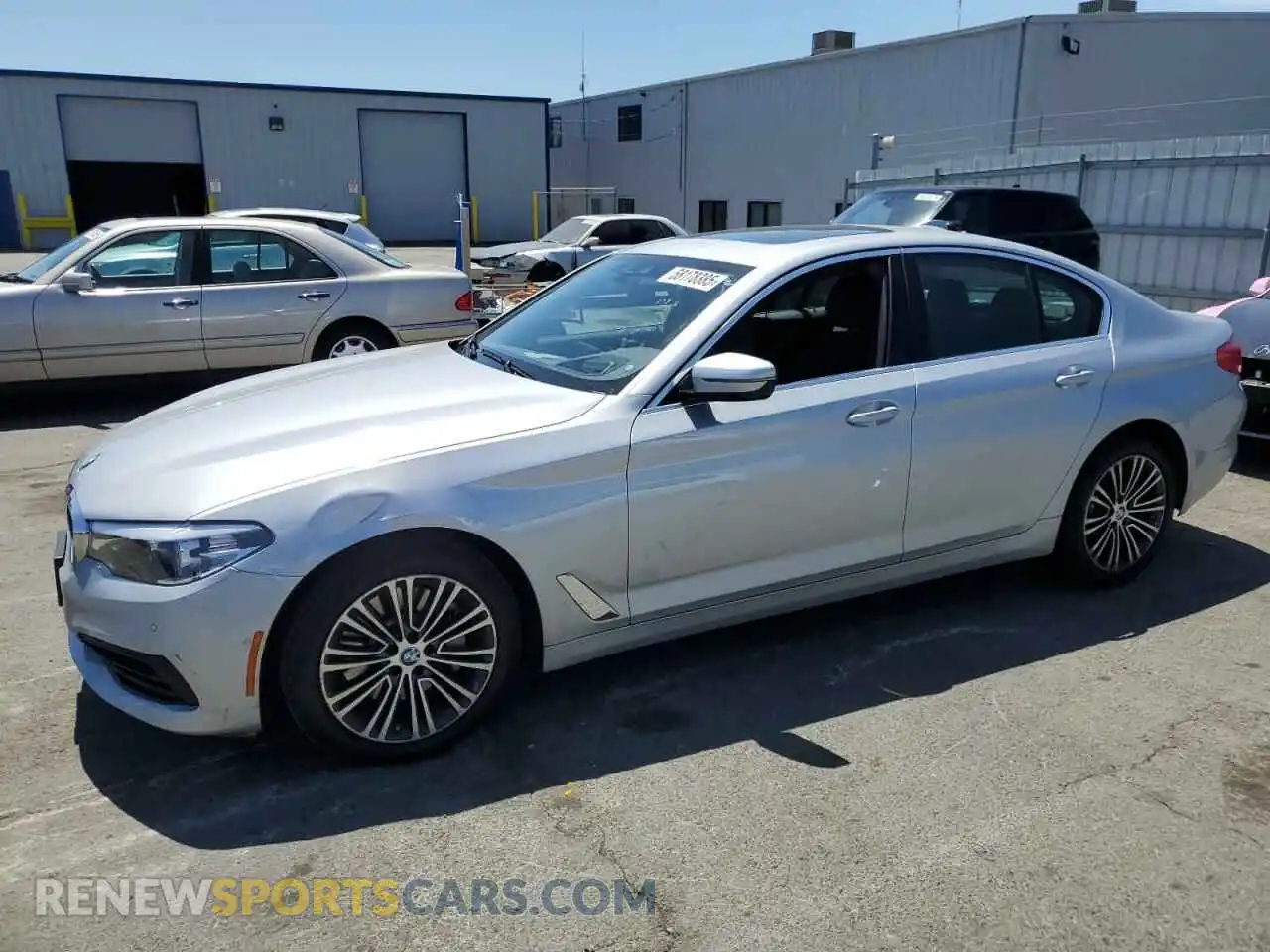 1 fotografías del automóvil dañado WBAJA5C52KBX46895 BMW 5 SERIES 2019