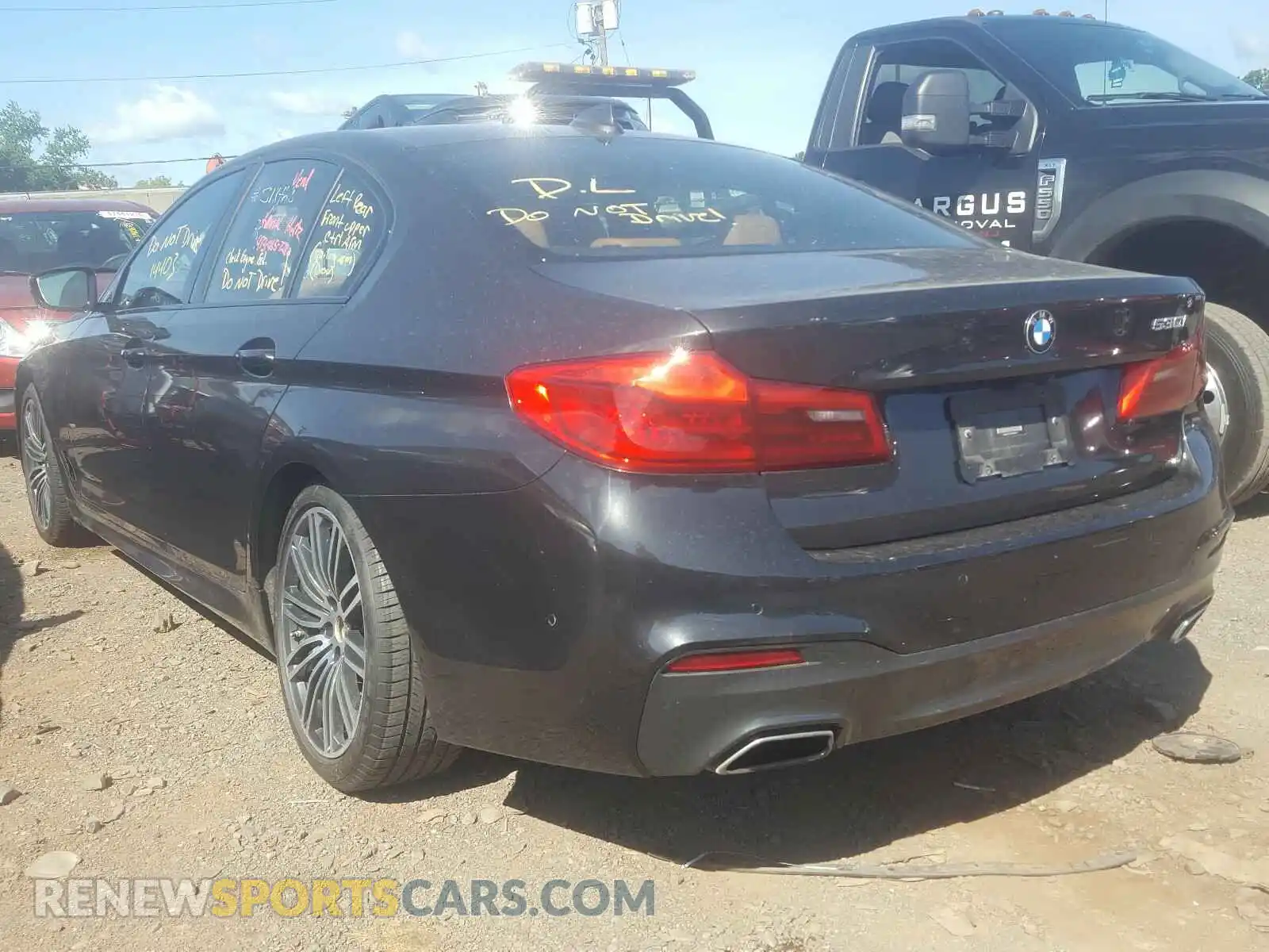 3 Photograph of a damaged car WBAJA5C52KBX86913 BMW 5 SERIES 2019