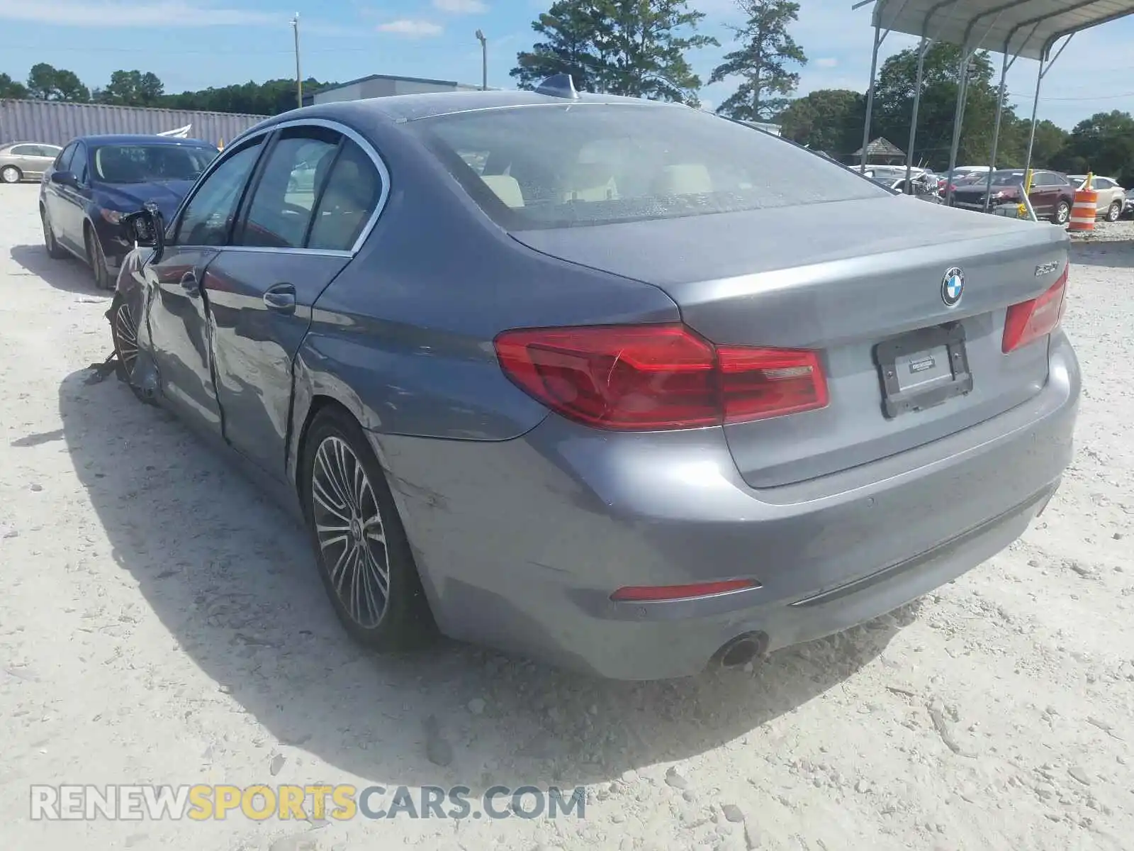 3 Photograph of a damaged car WBAJA5C52KWW39998 BMW 5 SERIES 2019
