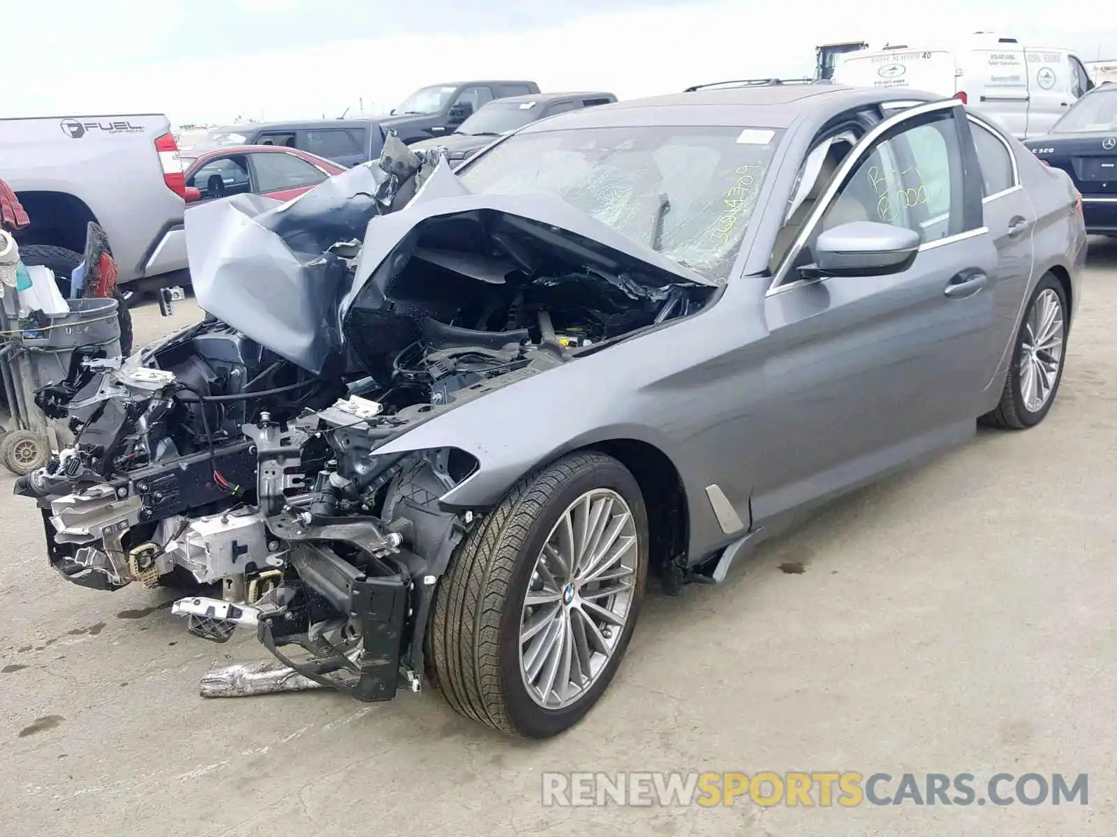 2 Photograph of a damaged car WBAJA5C53KBX86290 BMW 5 SERIES 2019