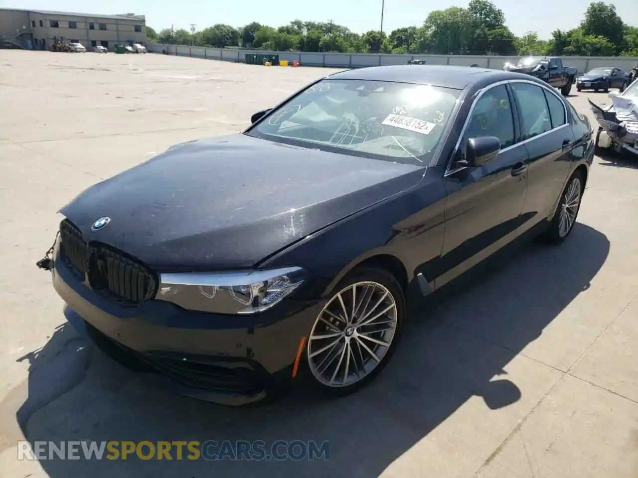 2 Photograph of a damaged car WBAJA5C54KG900574 BMW 5 SERIES 2019