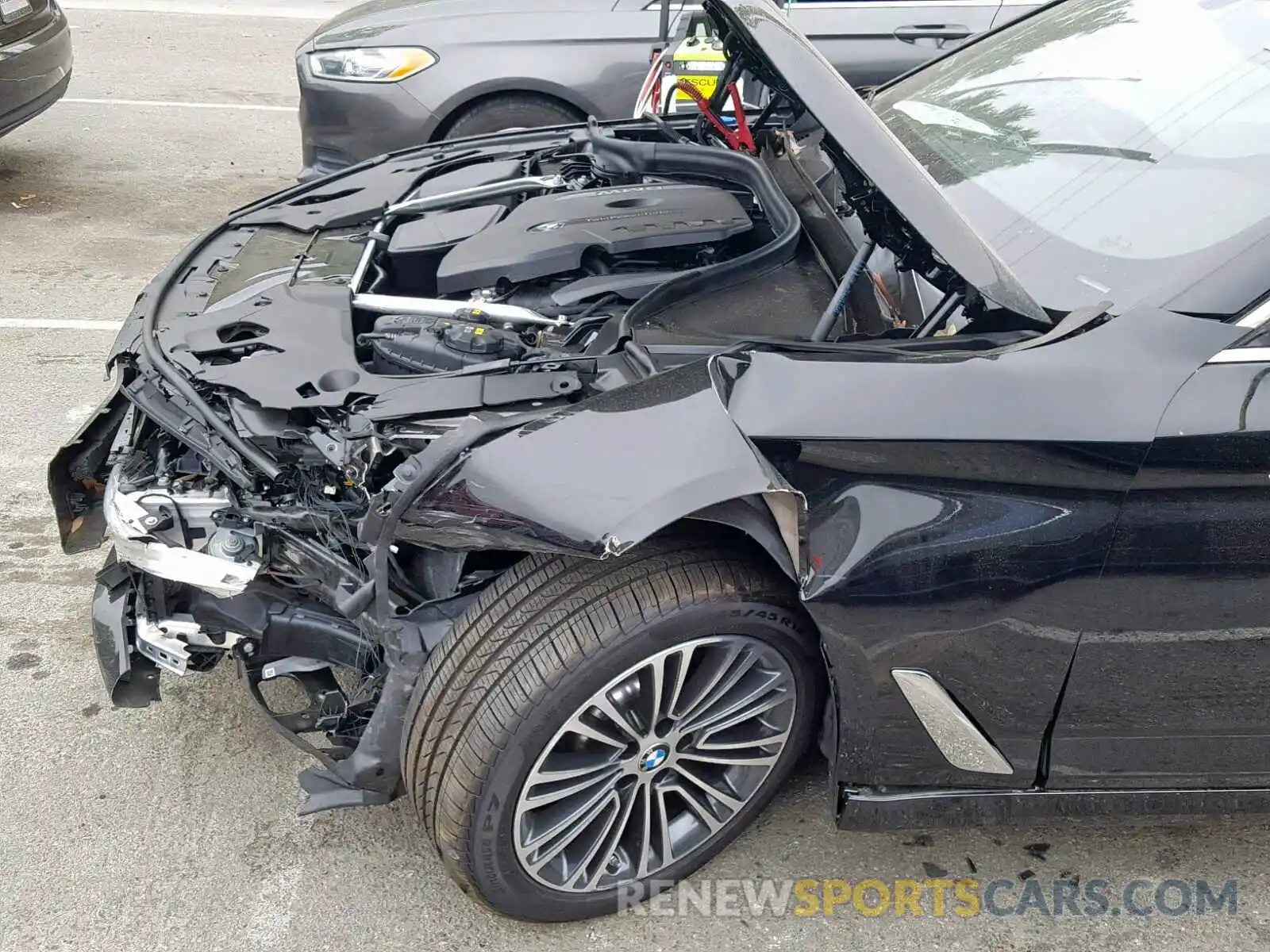 9 Photograph of a damaged car WBAJA5C54KWW10759 BMW 5 SERIES 2019