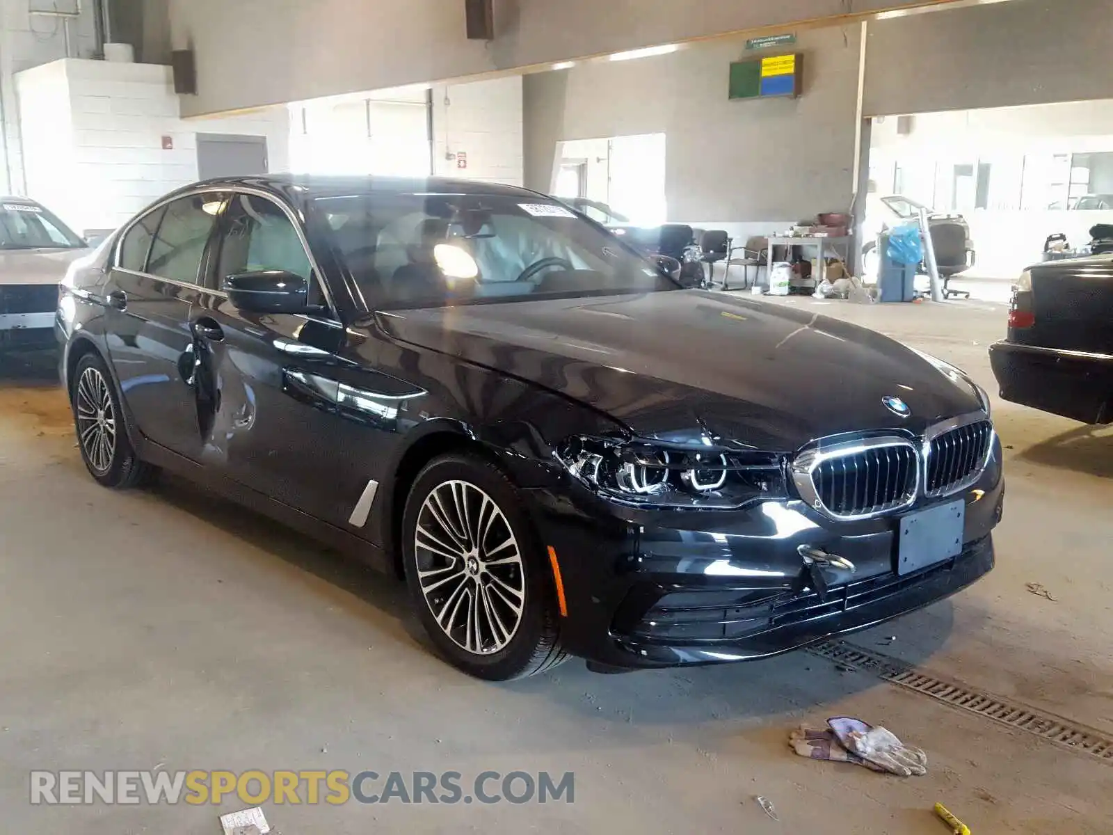 1 Photograph of a damaged car WBAJA5C54KWW20093 BMW 5 SERIES 2019