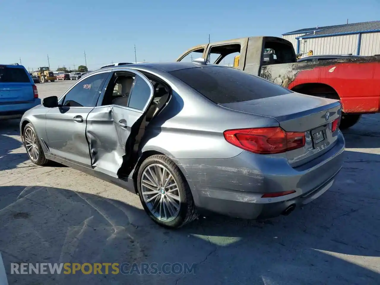 3 fotografías del automóvil dañado WBAJA5C55KWW03576 BMW 5 SERIES 2019