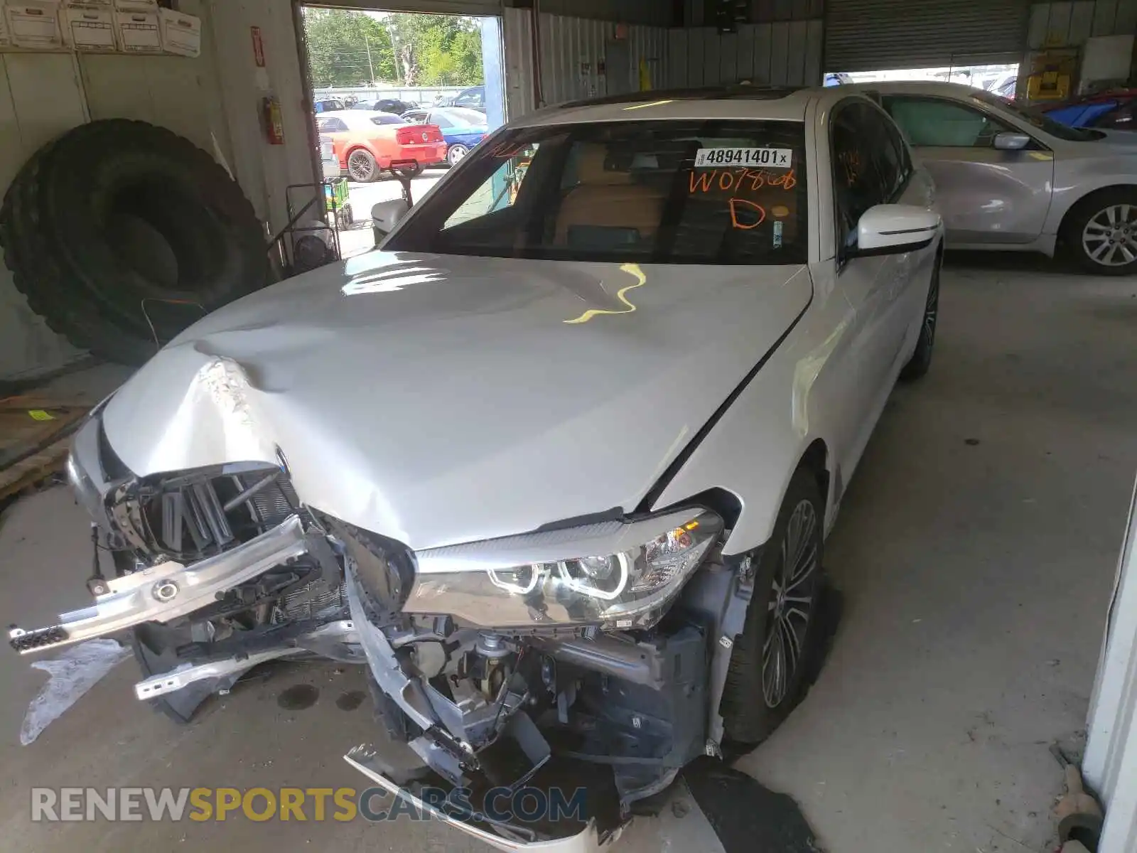 2 Photograph of a damaged car WBAJA5C55KWW07868 BMW 5 SERIES 2019