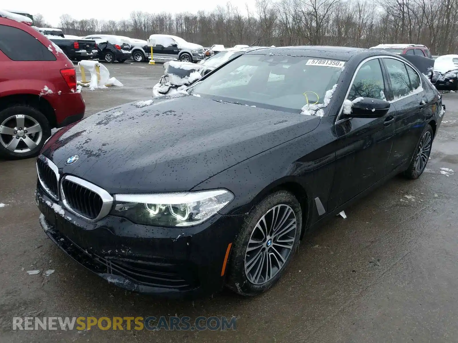 2 Photograph of a damaged car WBAJA5C55KWW38196 BMW 5 SERIES 2019