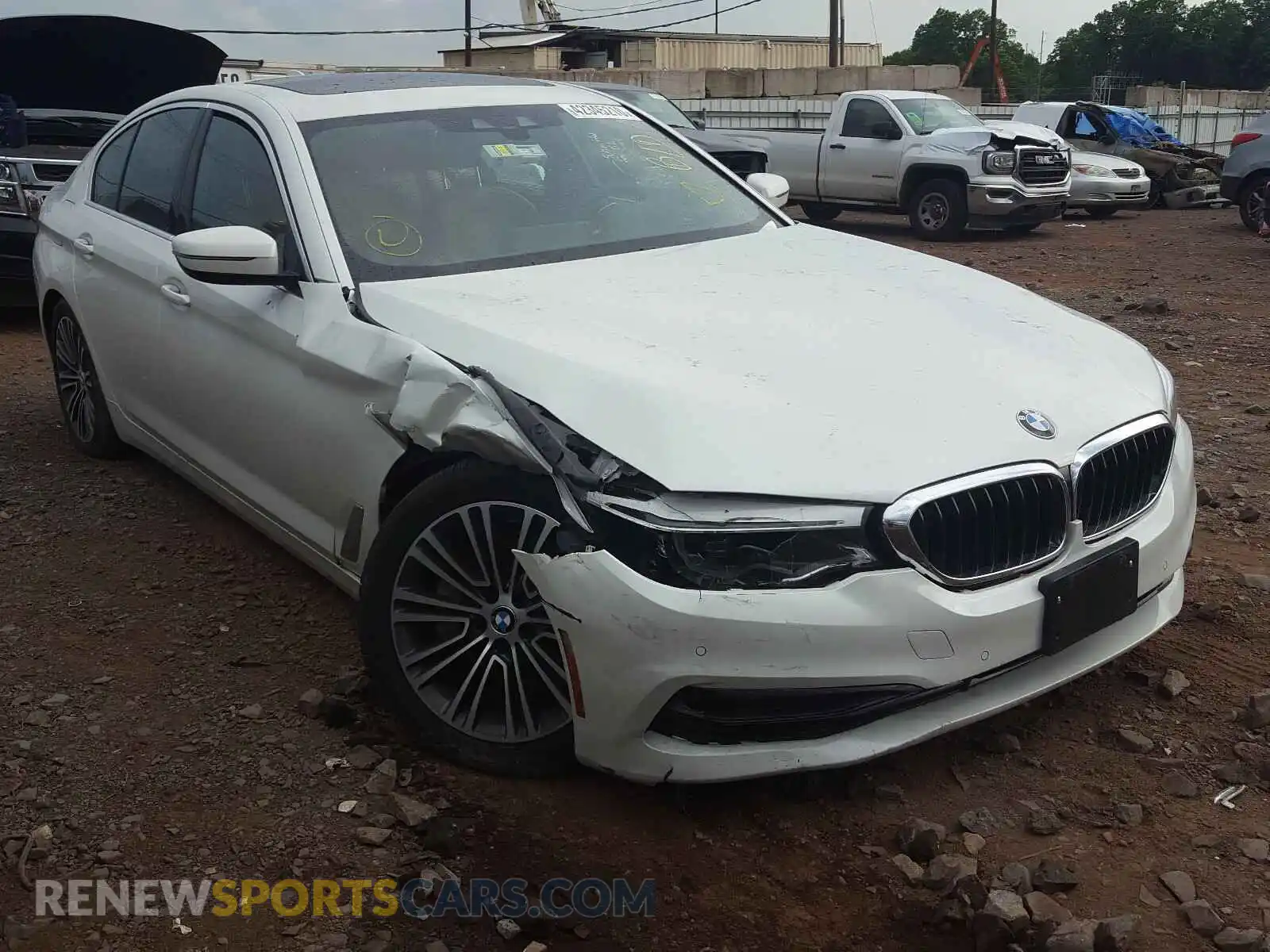 1 Photograph of a damaged car WBAJA5C56KBX87613 BMW 5 SERIES 2019