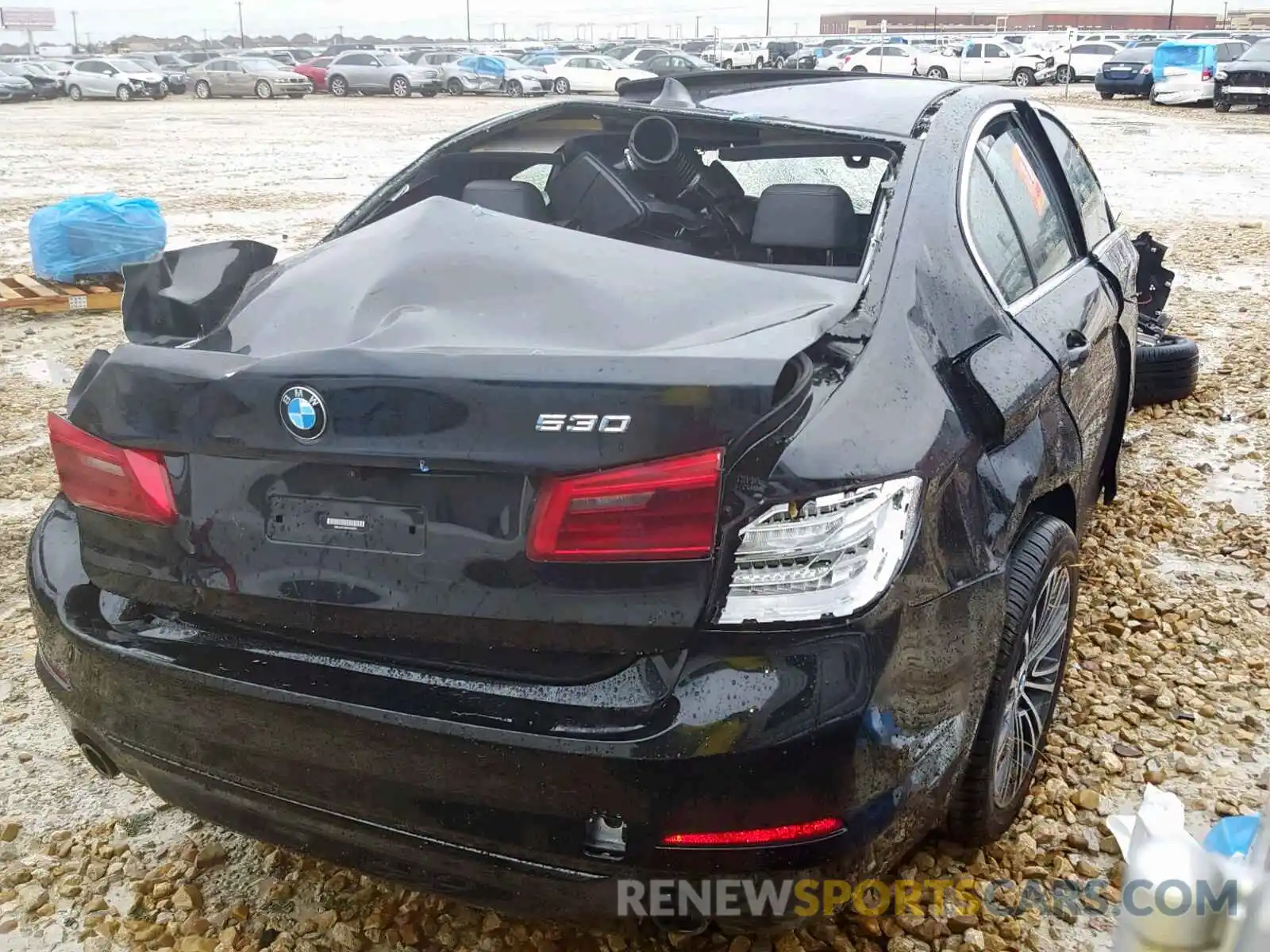 4 Photograph of a damaged car WBAJA5C56KWA58023 BMW 5 SERIES 2019