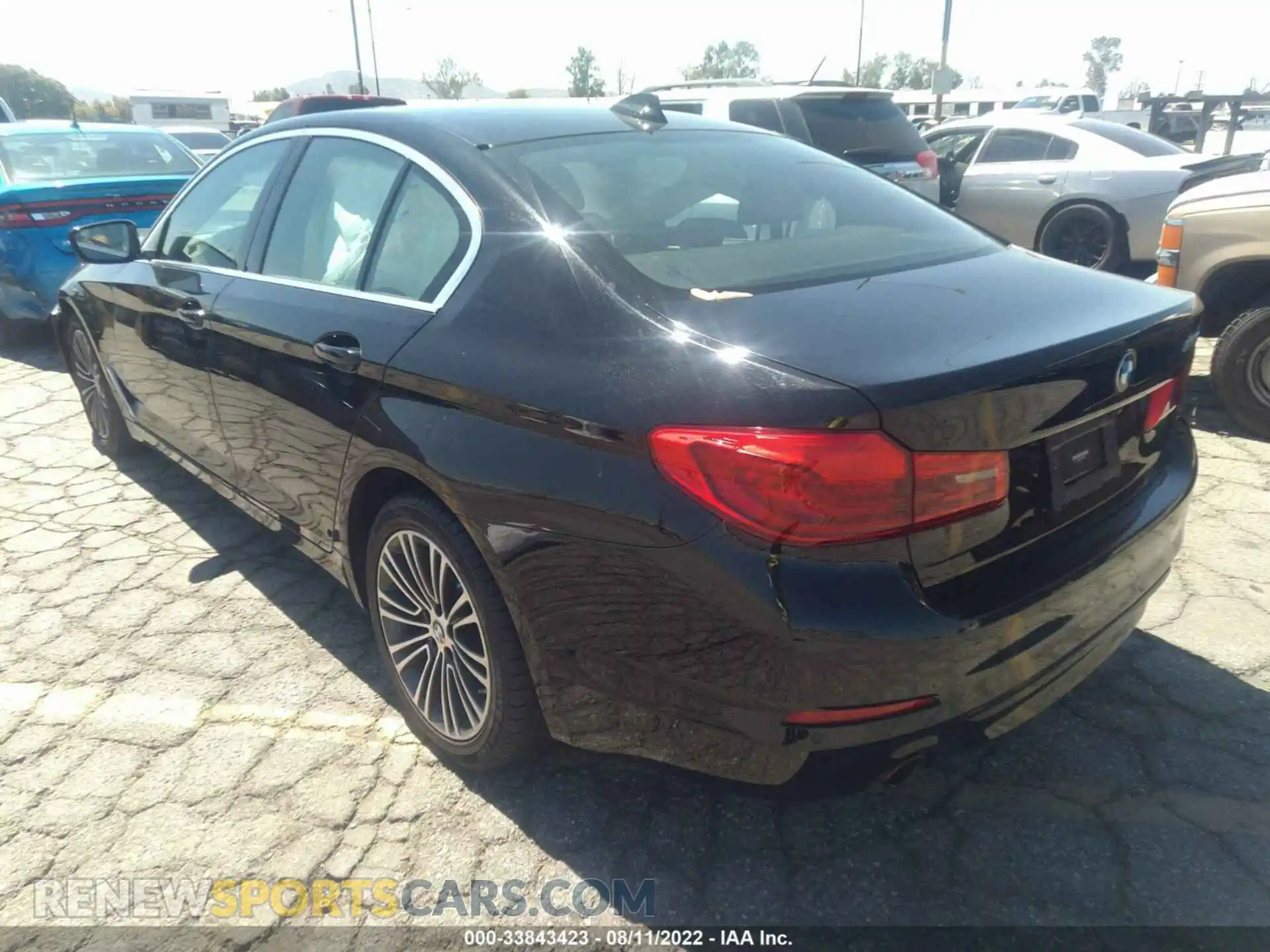 3 Photograph of a damaged car WBAJA5C57KBX88219 BMW 5 SERIES 2019