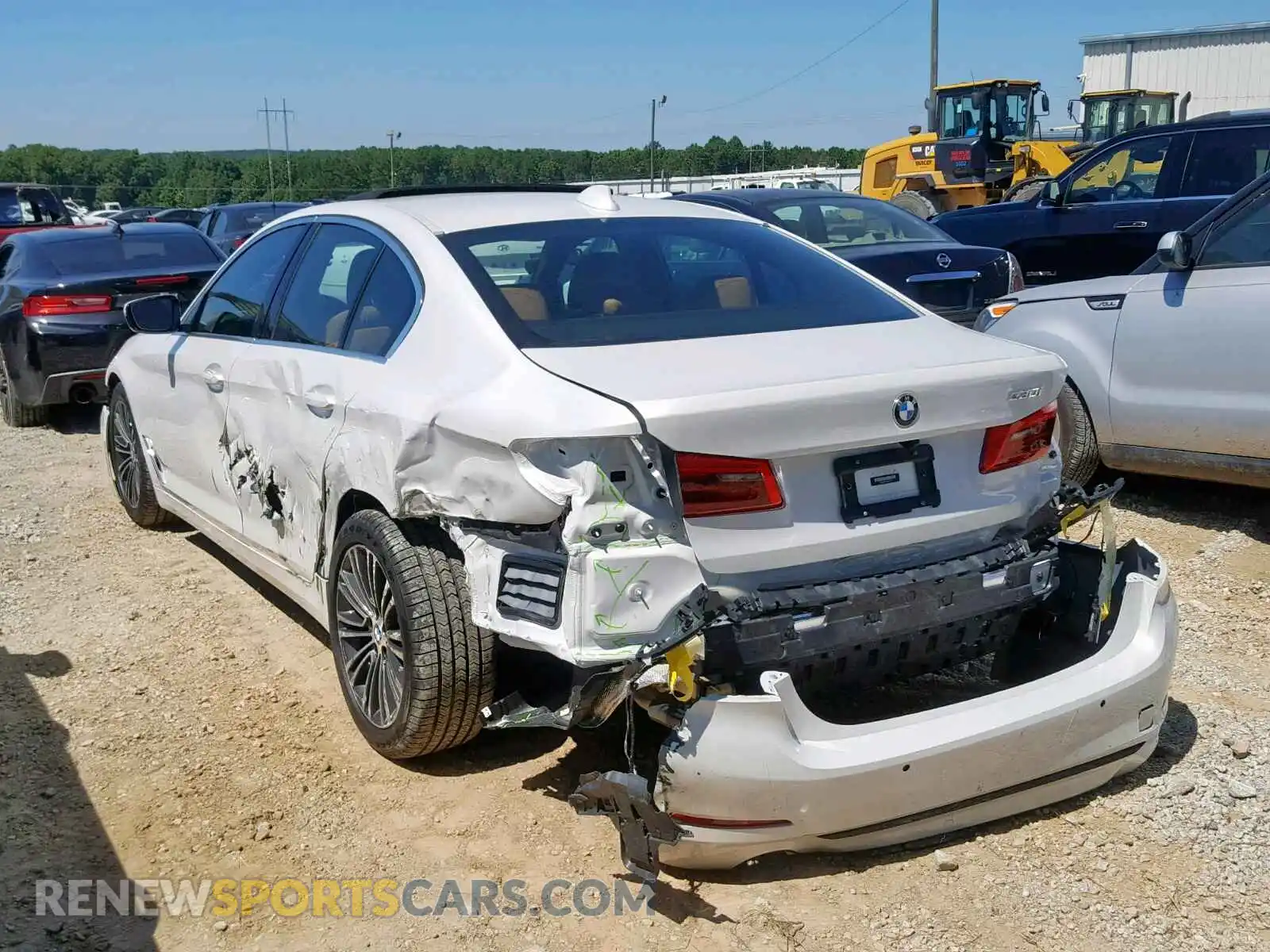 3 fotografías del automóvil dañado WBAJA5C57KWA57799 BMW 5 SERIES 2019