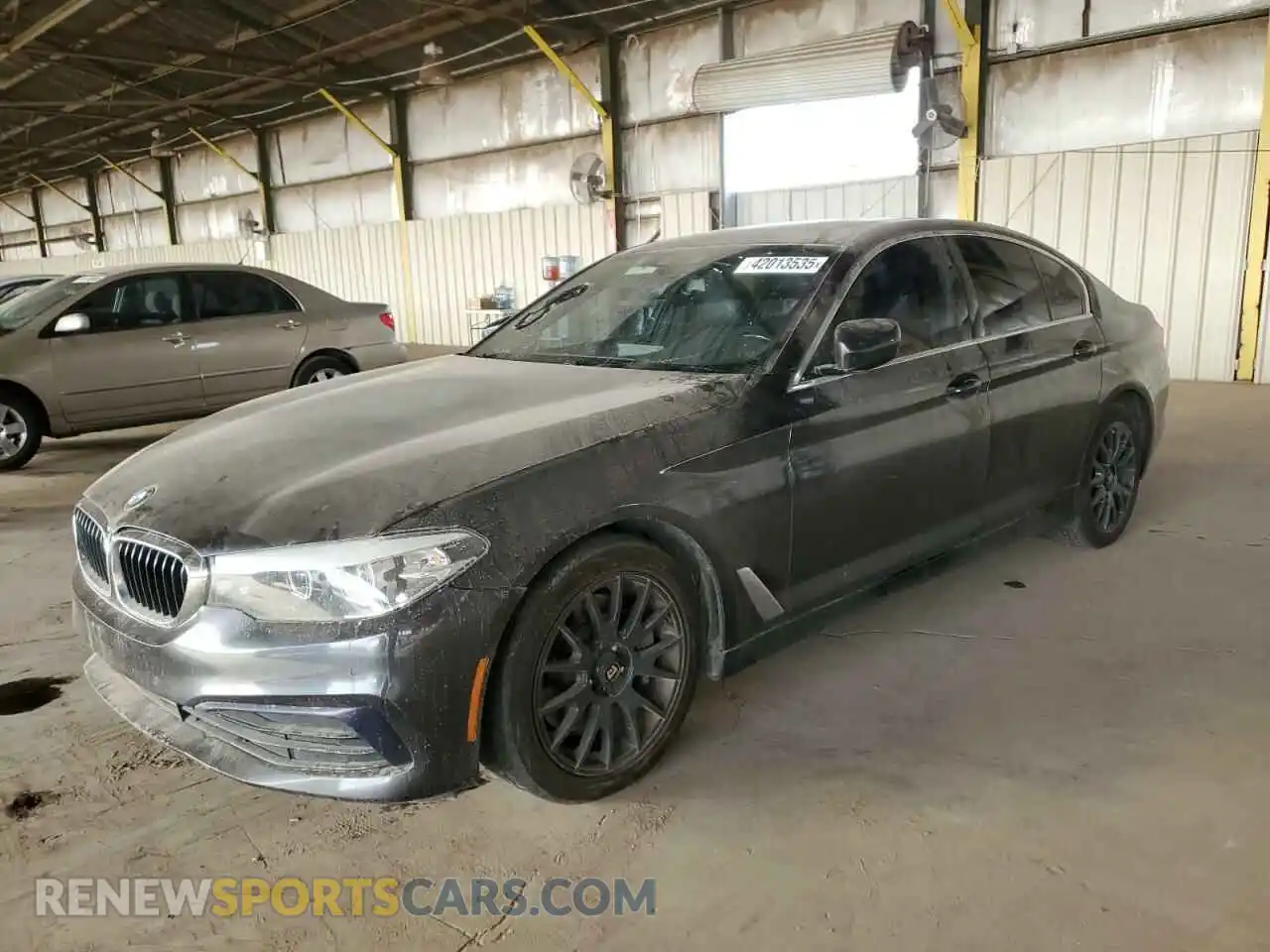 1 Photograph of a damaged car WBAJA5C58KBX86723 BMW 5 SERIES 2019