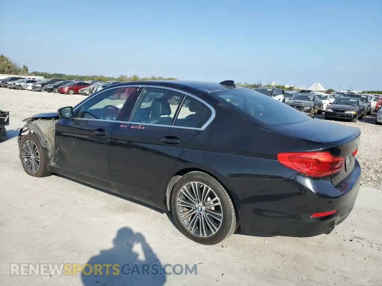 2 Photograph of a damaged car WBAJA5C58KBX86754 BMW 5 SERIES 2019