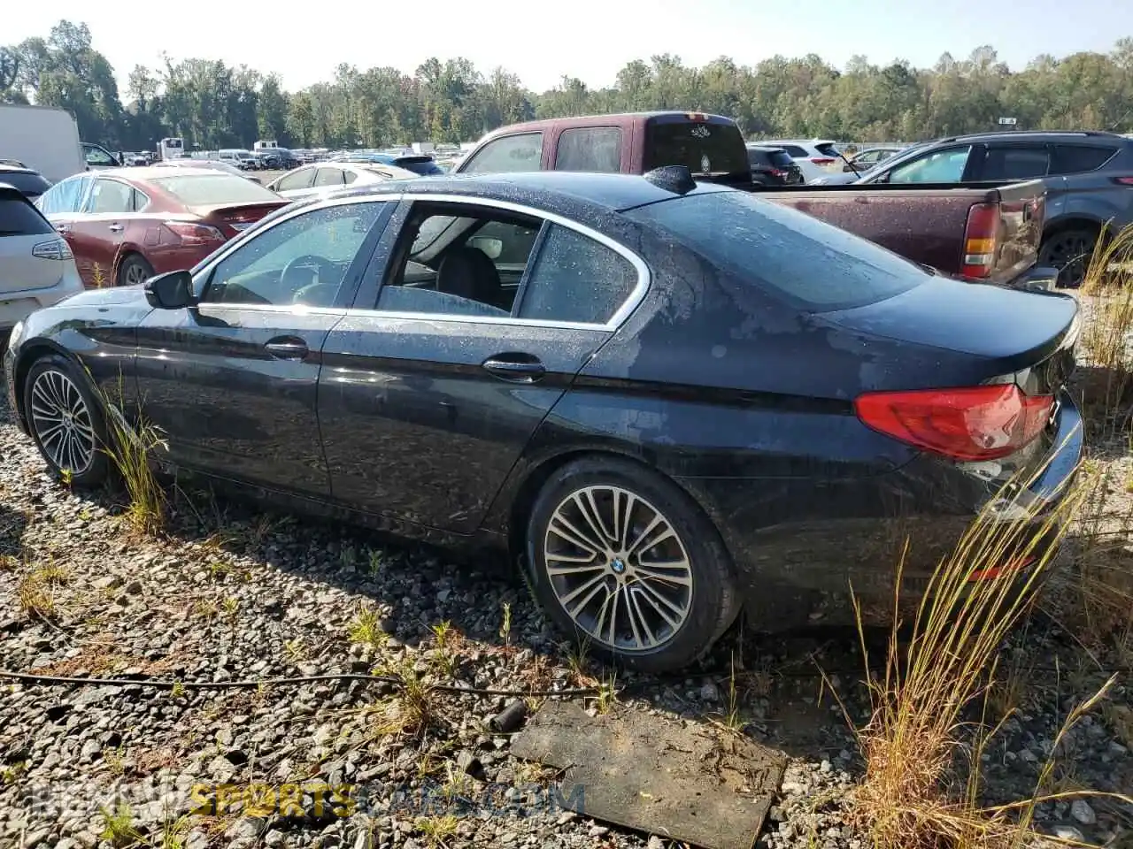 2 Photograph of a damaged car WBAJA5C58KWW09047 BMW 5 SERIES 2019
