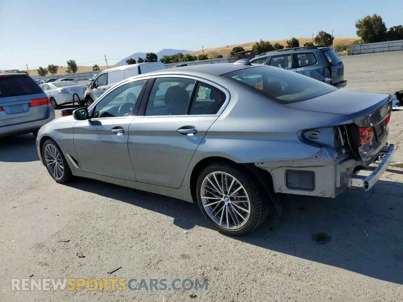 2 Photograph of a damaged car WBAJA5C59KBX87315 BMW 5 SERIES 2019