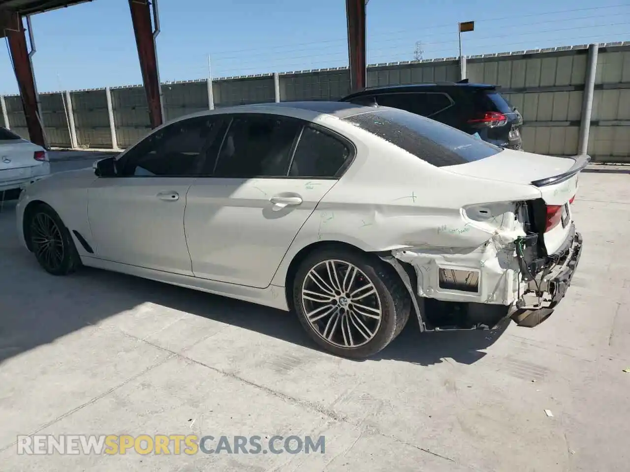 2 Photograph of a damaged car WBAJA5C59KBX88142 BMW 5 SERIES 2019