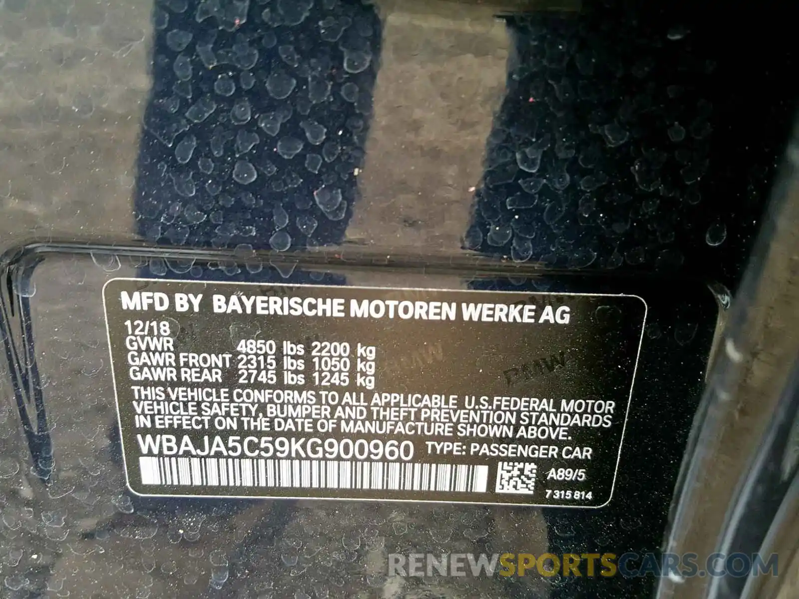 10 Photograph of a damaged car WBAJA5C59KG900960 BMW 5 SERIES 2019