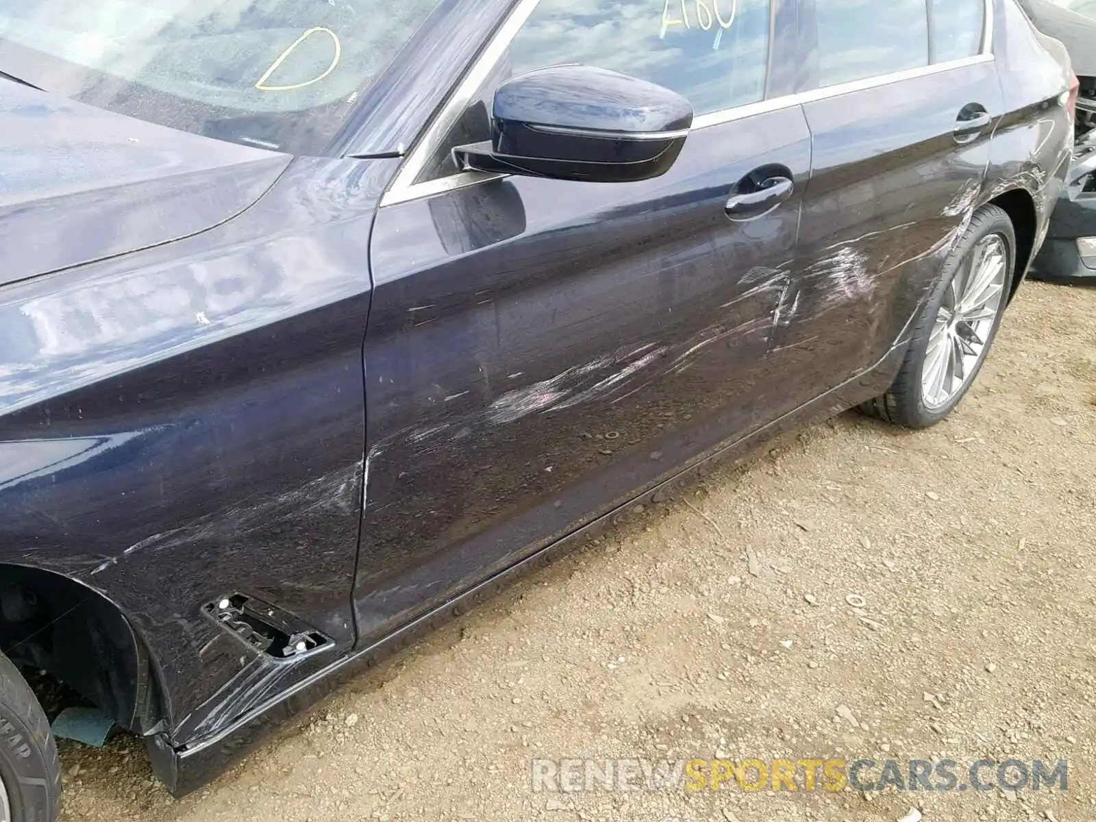 9 Photograph of a damaged car WBAJA5C59KG900960 BMW 5 SERIES 2019
