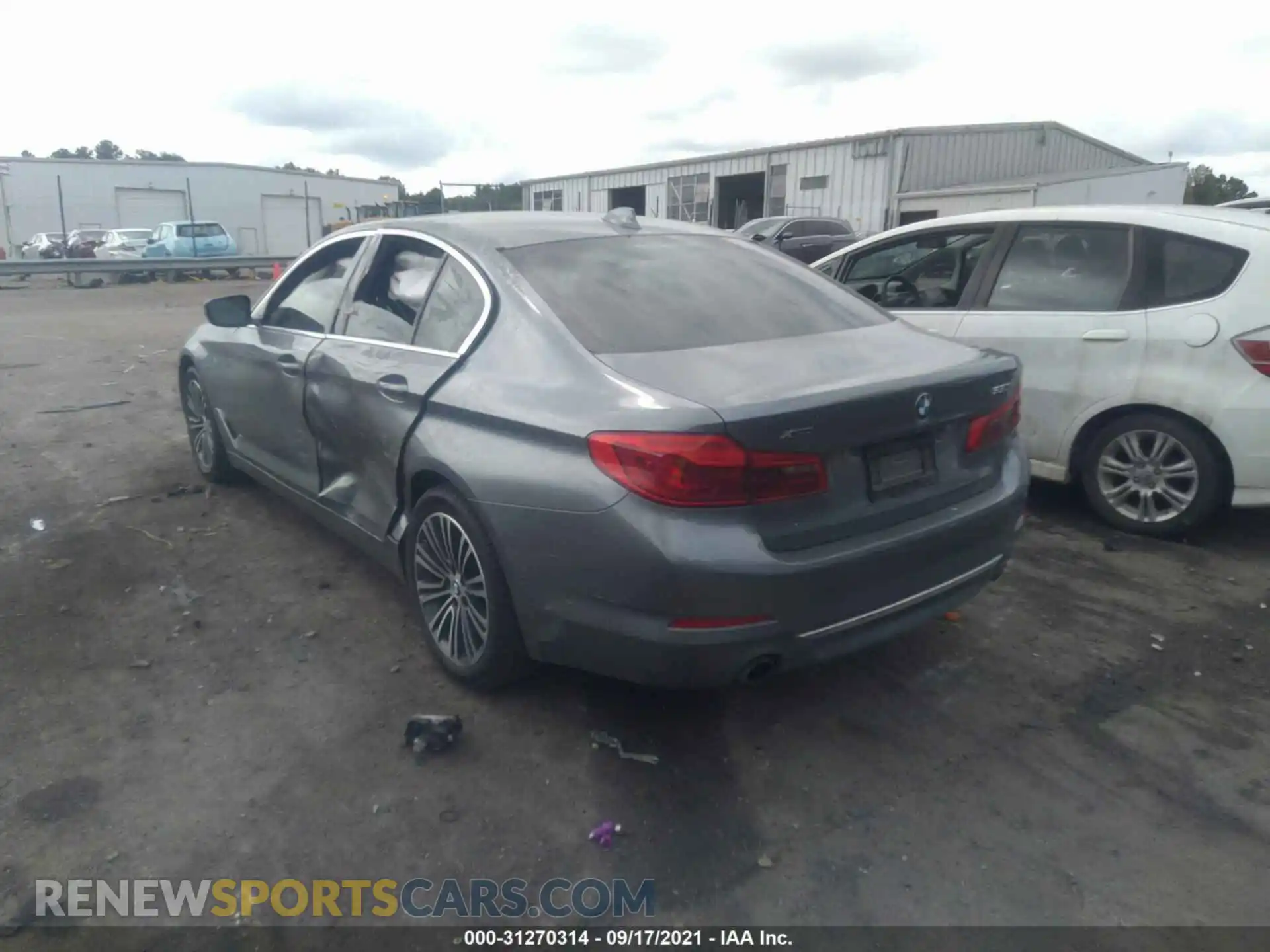 3 Photograph of a damaged car WBAJA7C58KWW50077 BMW 5 SERIES 2019
