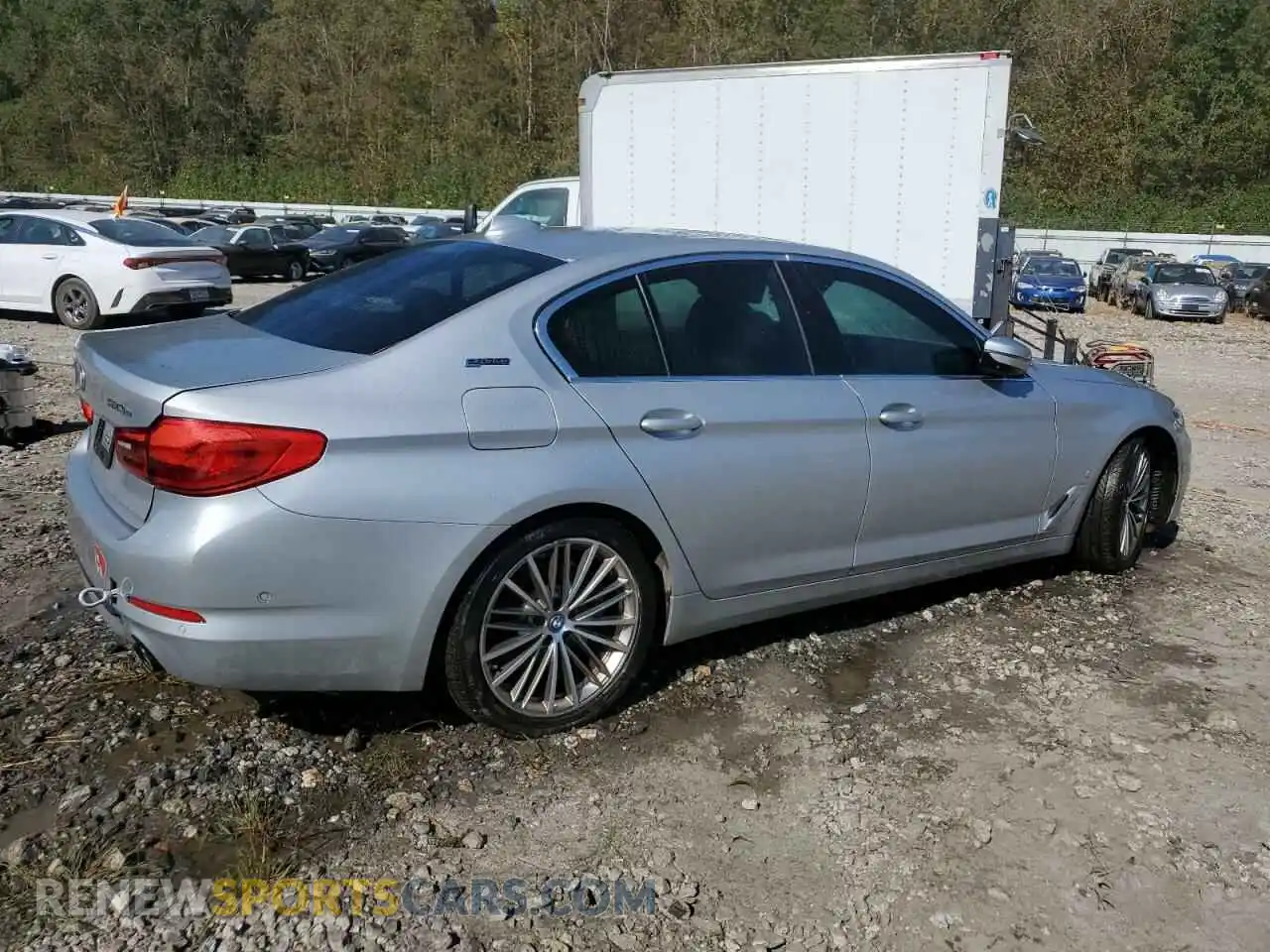 3 Photograph of a damaged car WBAJA9C51KB254236 BMW 5 SERIES 2019