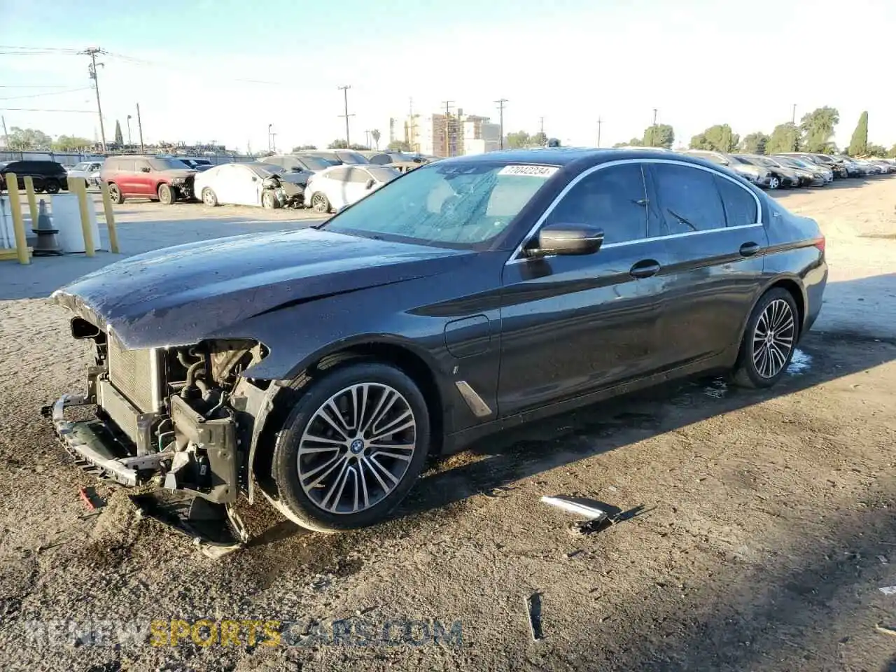 1 Photograph of a damaged car WBAJA9C52KB253998 BMW 5 SERIES 2019