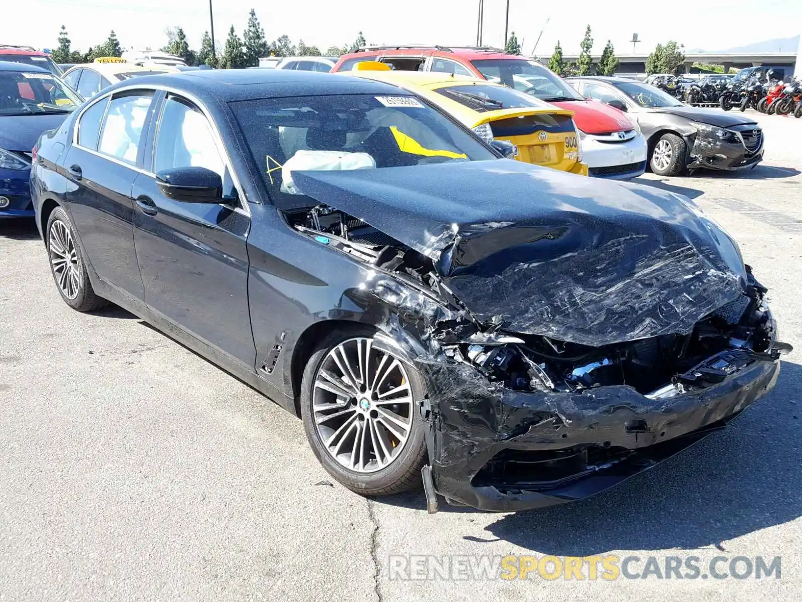 1 Photograph of a damaged car WBAJA9C53KB254397 BMW 5 SERIES 2019