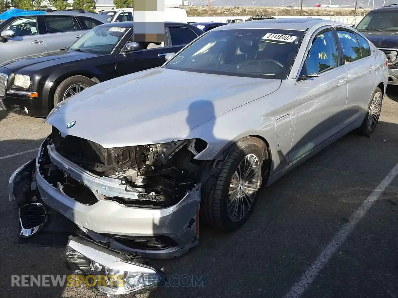2 Photograph of a damaged car WBAJA9C53KB392702 BMW 5 SERIES 2019