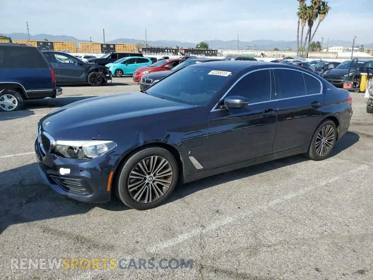 1 Photograph of a damaged car WBAJA9C54KB254179 BMW 5 SERIES 2019