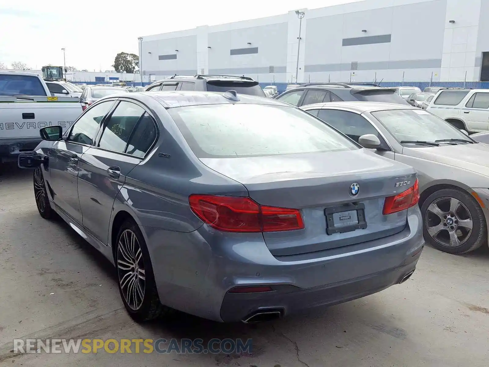 3 Photograph of a damaged car WBAJA9C55KB254255 BMW 5 SERIES 2019