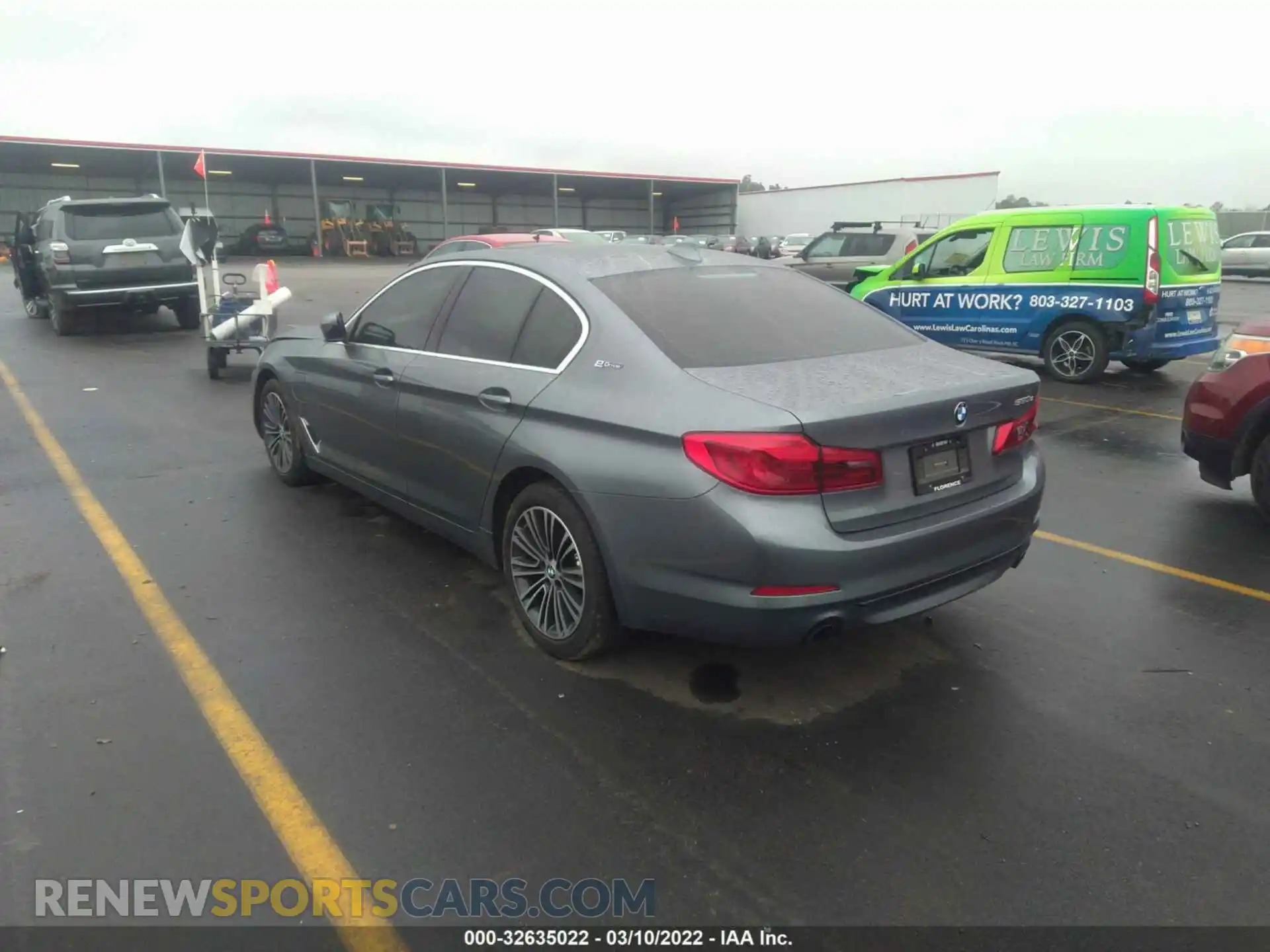 3 Photograph of a damaged car WBAJA9C56KB388515 BMW 5 SERIES 2019