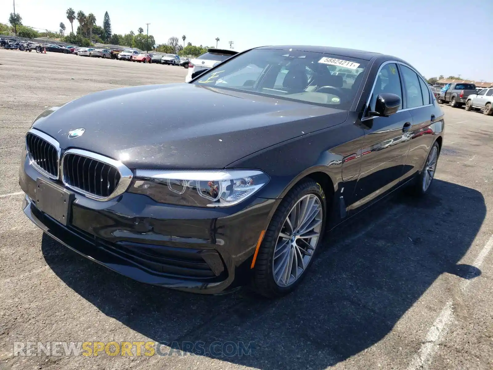2 Photograph of a damaged car WBAJA9C56KB399031 BMW 5 SERIES 2019