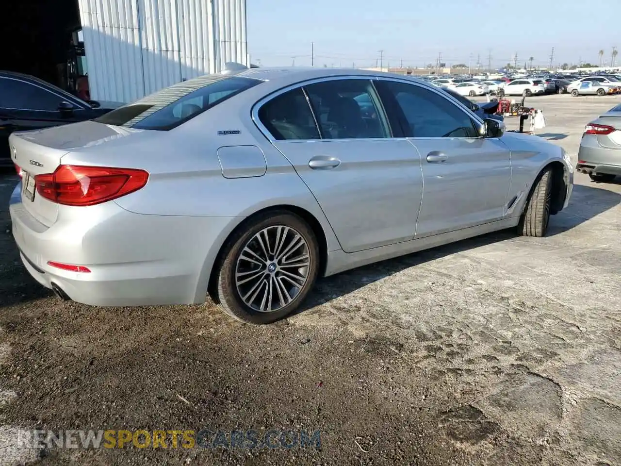 3 Photograph of a damaged car WBAJA9C57KB392766 BMW 5 SERIES 2019