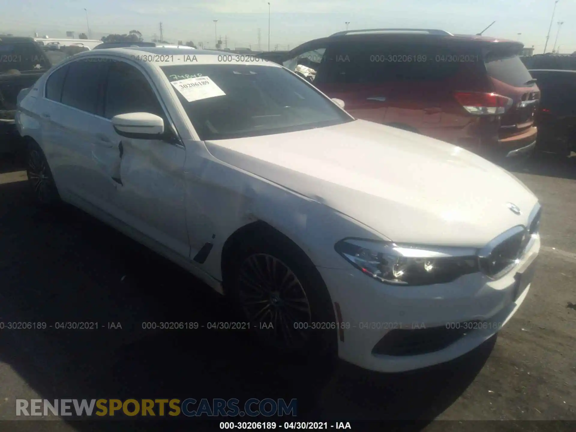 1 Photograph of a damaged car WBAJA9C59KB388413 BMW 5 SERIES 2019