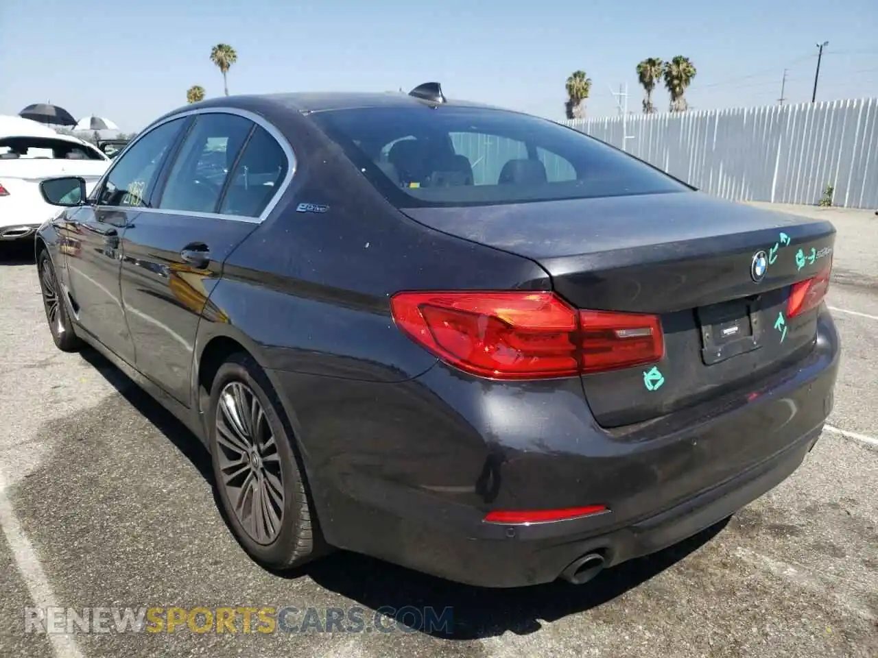 3 Photograph of a damaged car WBAJA9C59KB392624 BMW 5 SERIES 2019