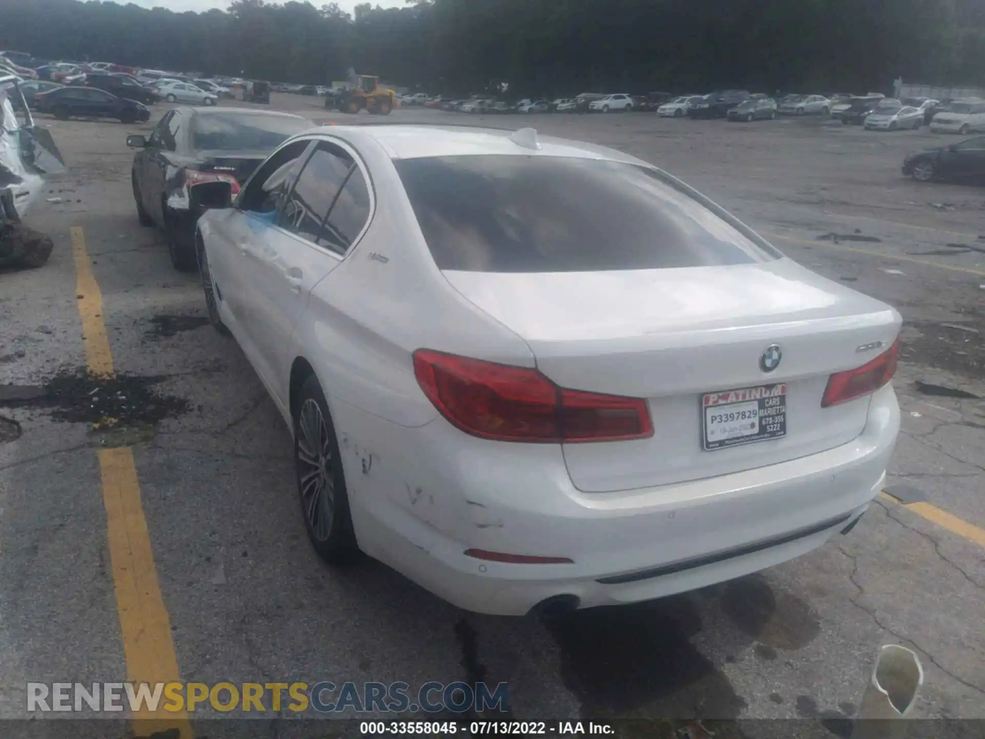 3 Photograph of a damaged car WBAJA9C5XKB254381 BMW 5 SERIES 2019