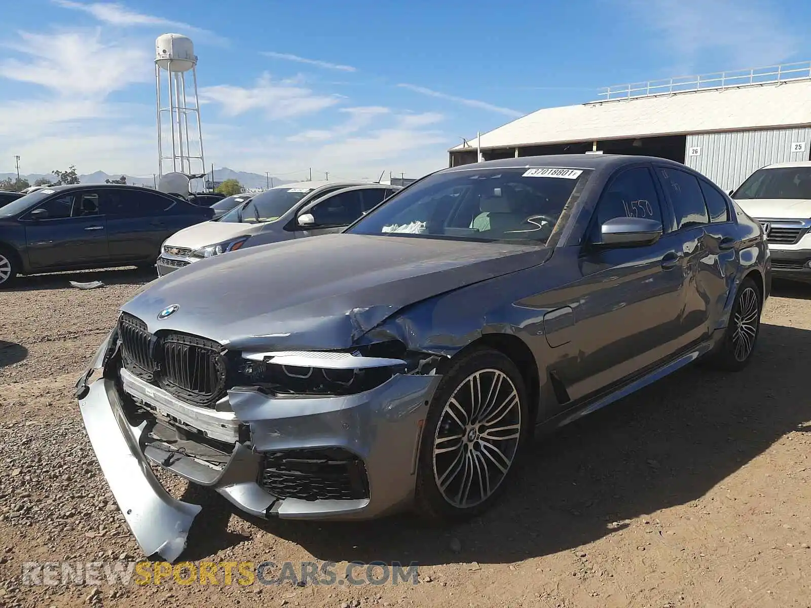 2 fotografías del automóvil dañado WBAJA9C5XKB388663 BMW 5 SERIES 2019