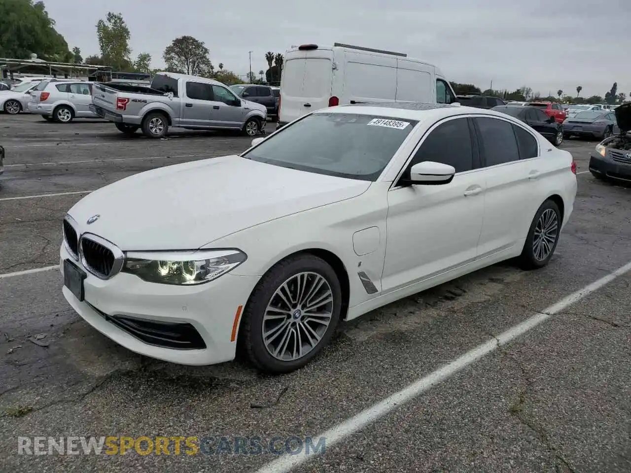 1 Photograph of a damaged car WBAJA9C5XKB389618 BMW 5 SERIES 2019