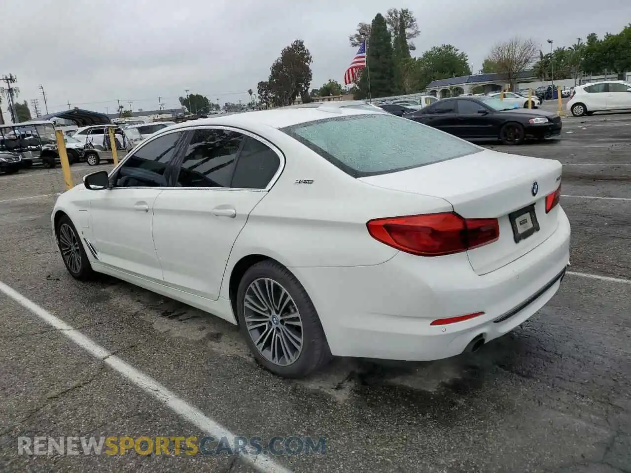 2 Photograph of a damaged car WBAJA9C5XKB389618 BMW 5 SERIES 2019