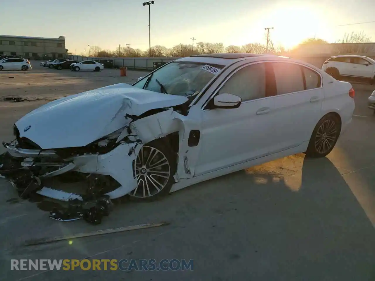 1 Photograph of a damaged car WBAJA9C5XKB398643 BMW 5 SERIES 2019